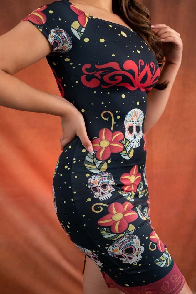 CLEARANCE Vestido Diseño Dia de Los Muertos - Tradicion Mexicana