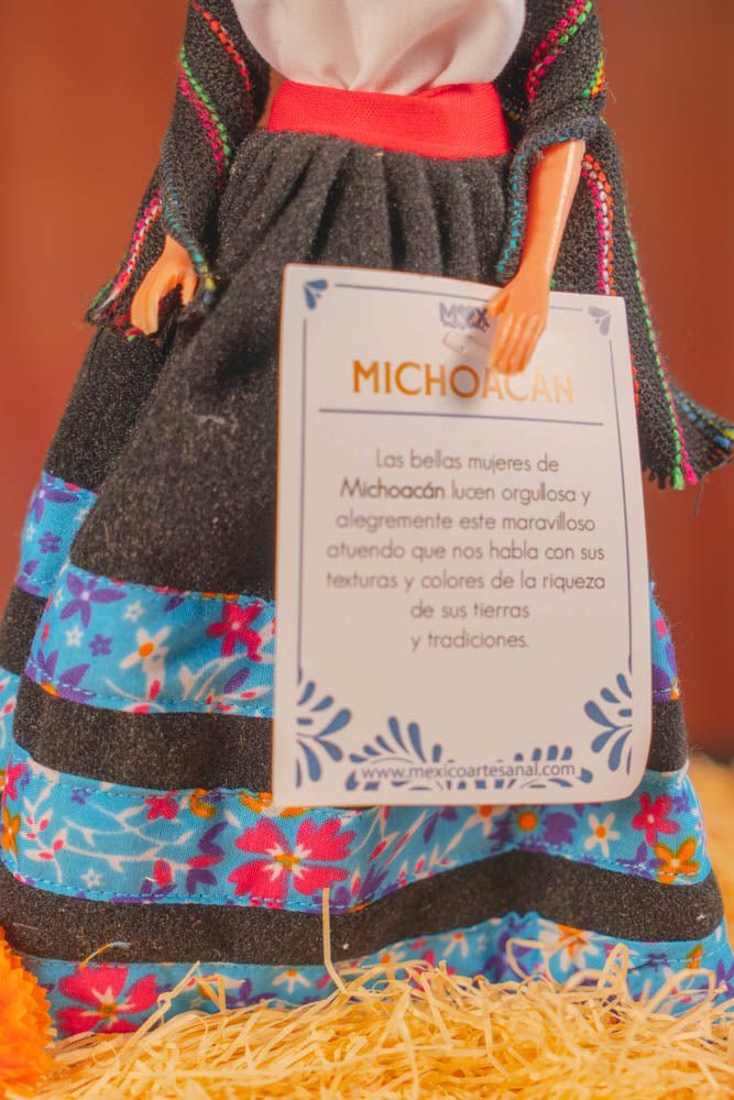 Michoacan Mexican Doll - Tradicion Mexicana