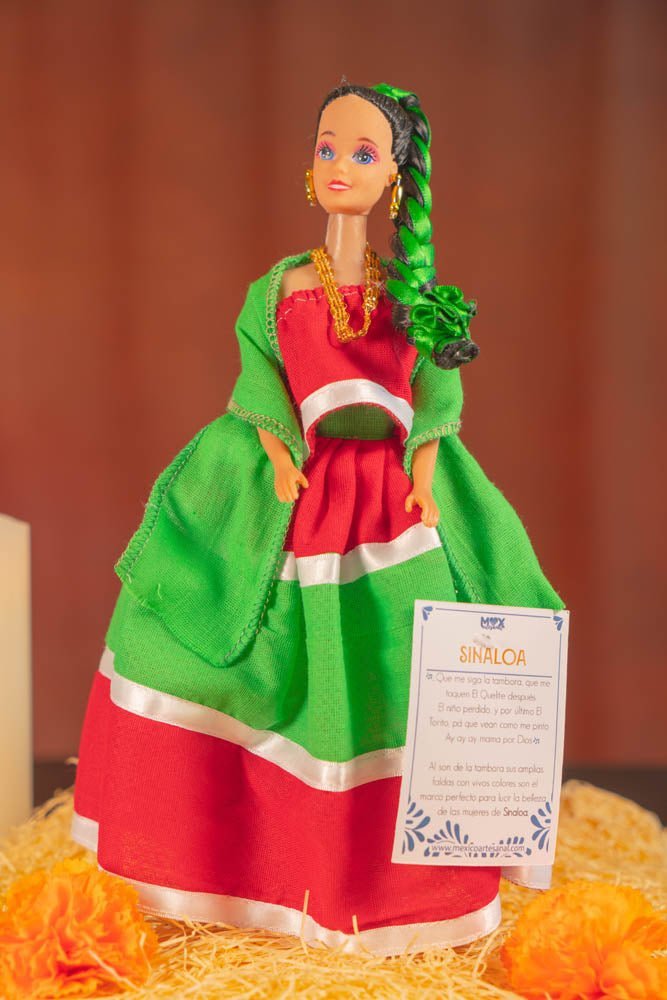 Sinaloa Mexican Doll - Tradicion Mexicana