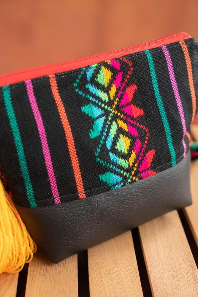 Cambaya Artesanal Multiuse Pouch - Tradicion Mexicana