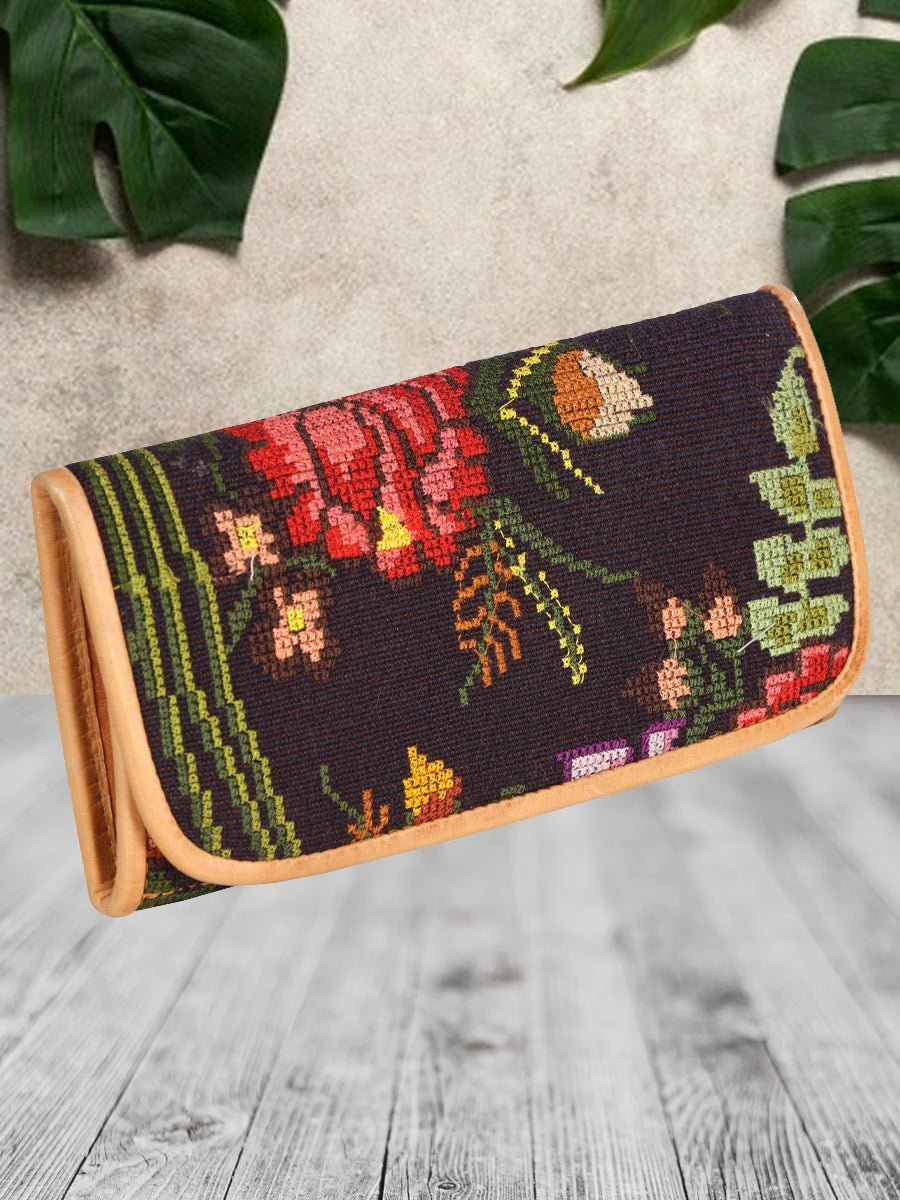 Cartera Artesanal Bordado Flores - Tradicion Mexicana