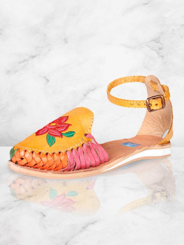 Huarache Artesanal Bordado De Piel - Artisanal Embroidered Leather Sandals - Tradicion Mexicana