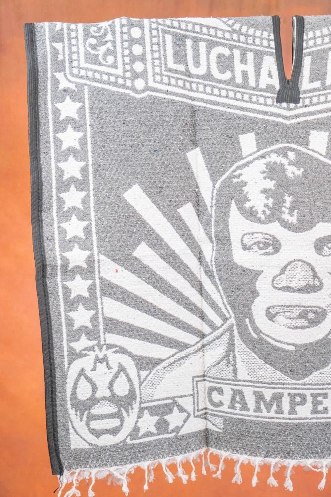 Luchador super warm poncho - Tradicion Mexicana