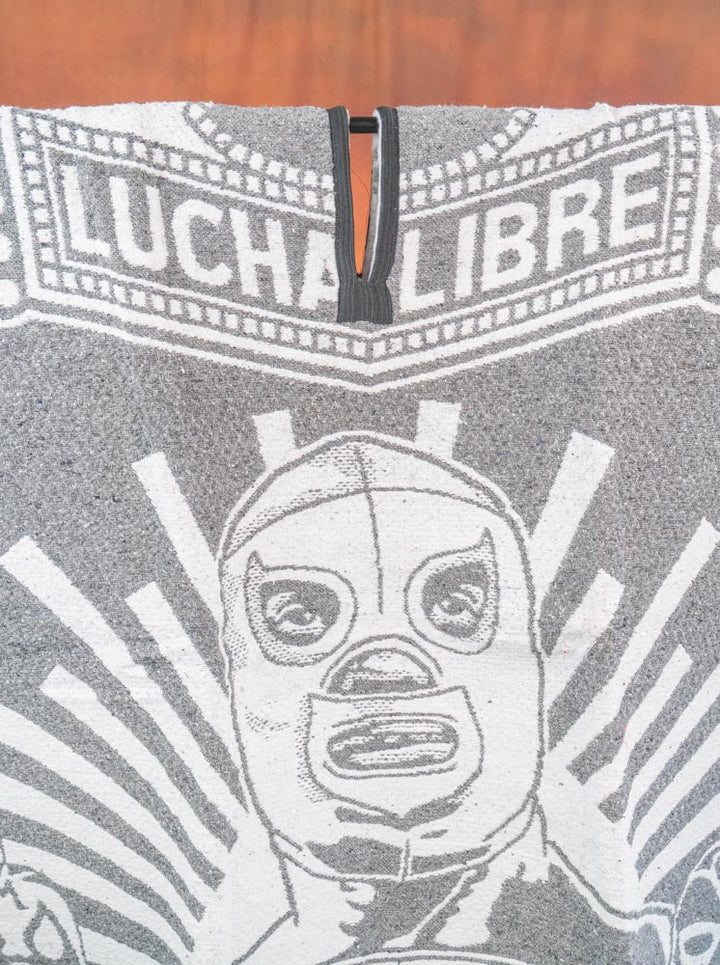 Luchador super warm poncho - Tradicion Mexicana