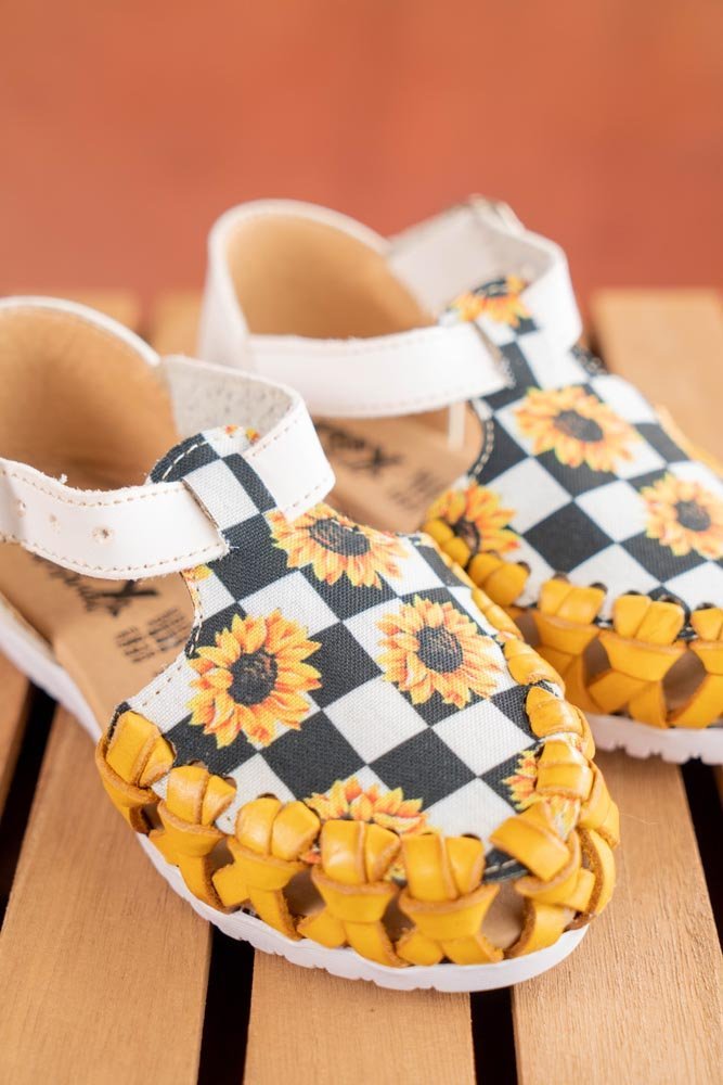 Mexican Handmade little girls sandal - Tradicion Mexicana