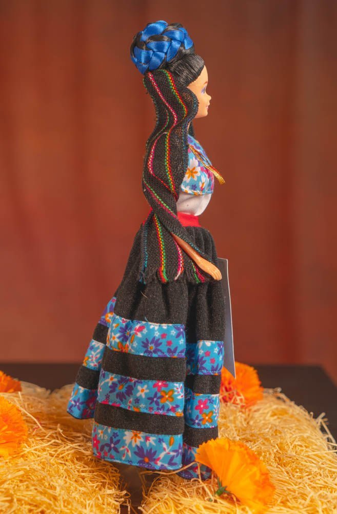 Michoacan Mexican Doll - Tradicion Mexicana